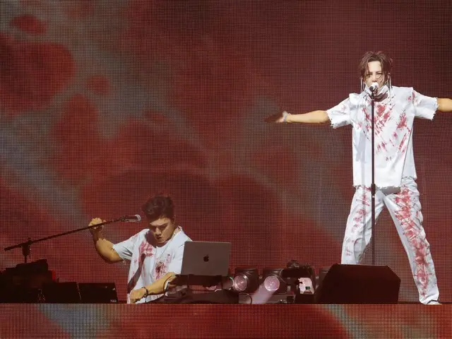 [Official Report] TEAM H, led by Jang Keun Suk, had a blast at an early Halloween party! Jang Keun Suk's event will be held in December