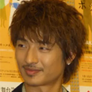 Son Ho Young（god）